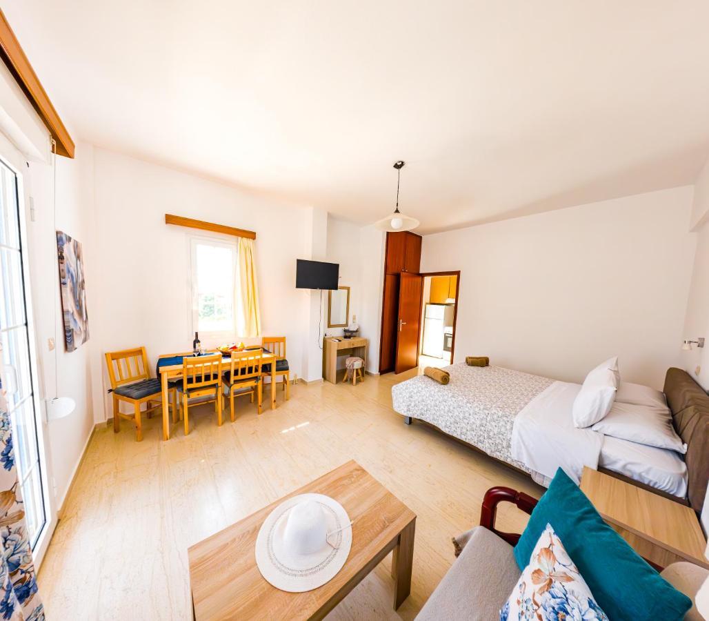Anna Ageliki Aparthotel Damnoni Buitenkant foto